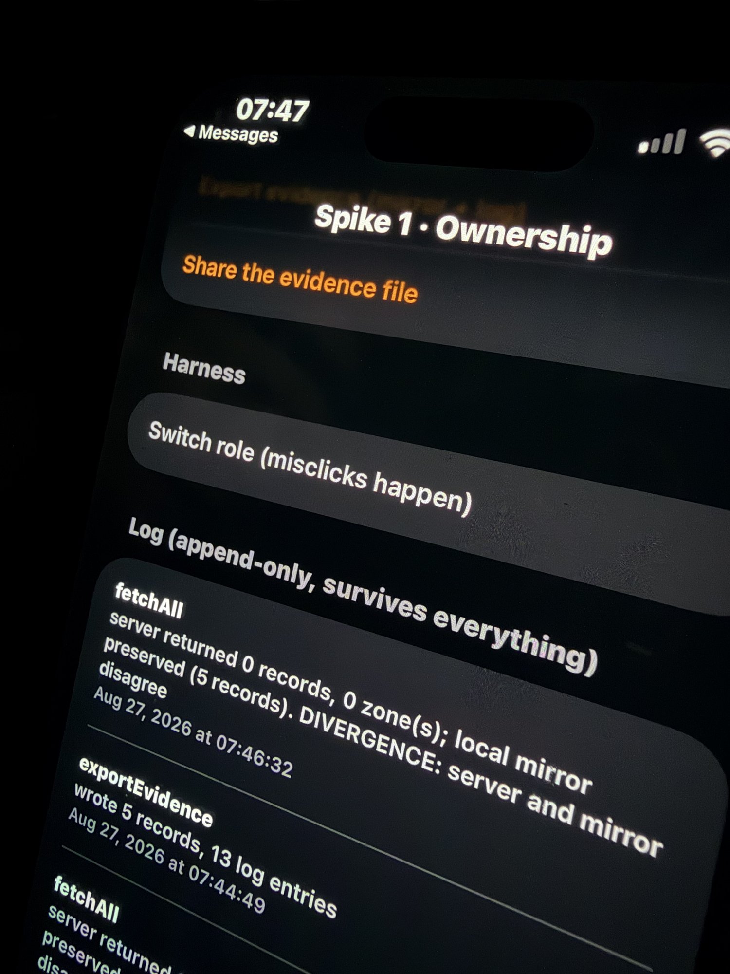 The participant's phone reports an empty server while preserving all five records in its local mirror.